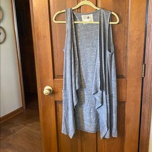 Cupio Gray Knit Top with Lace Detail